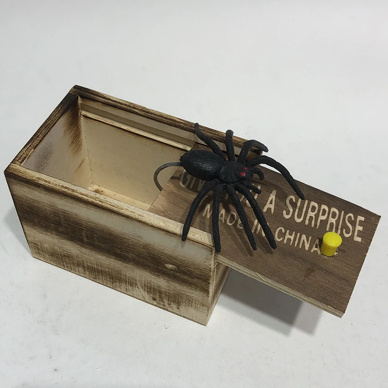 Caja de miedo de broma de madera, caja de juguete de miedo para Halloween, araña falsa, amigo, juego divertido, regalo aterrador, caja de madera