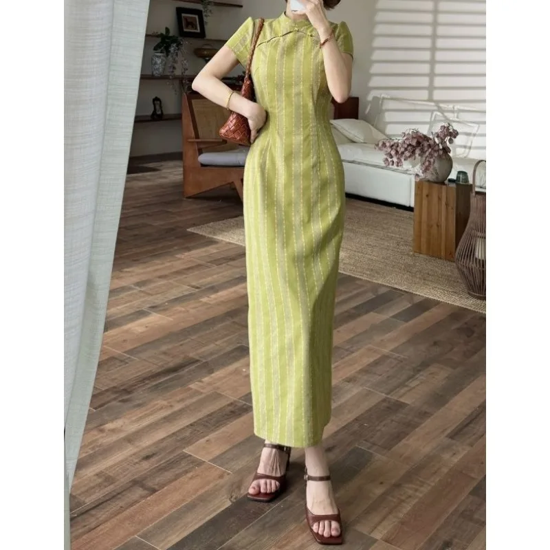 

2026 New Water Drop Type Pleated Waist Retro Striped Cheongsam Noble Skirt