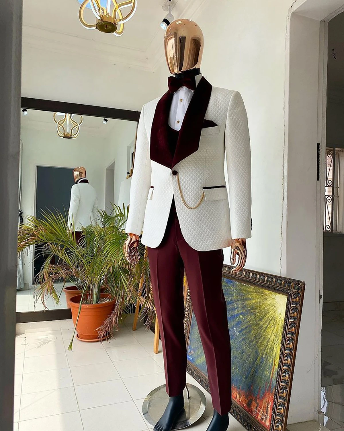 Burgundy Men's Suits Tailor-Made 3 Pieces White Blazer Vest Pants Velvet Sheer Lapel Tuxedo Modern Wedding Plus Size Customized