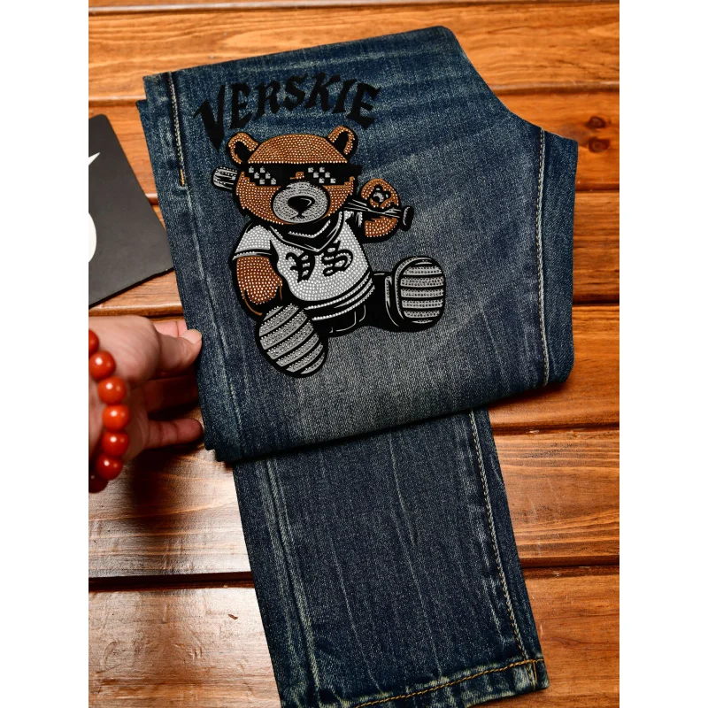 

2025 корейский стиль, модные джинсы с принтом, мужские облегающие узкие осенние мужские джинсы, повседневная мода, уличные длинные брюки в стиле ретро