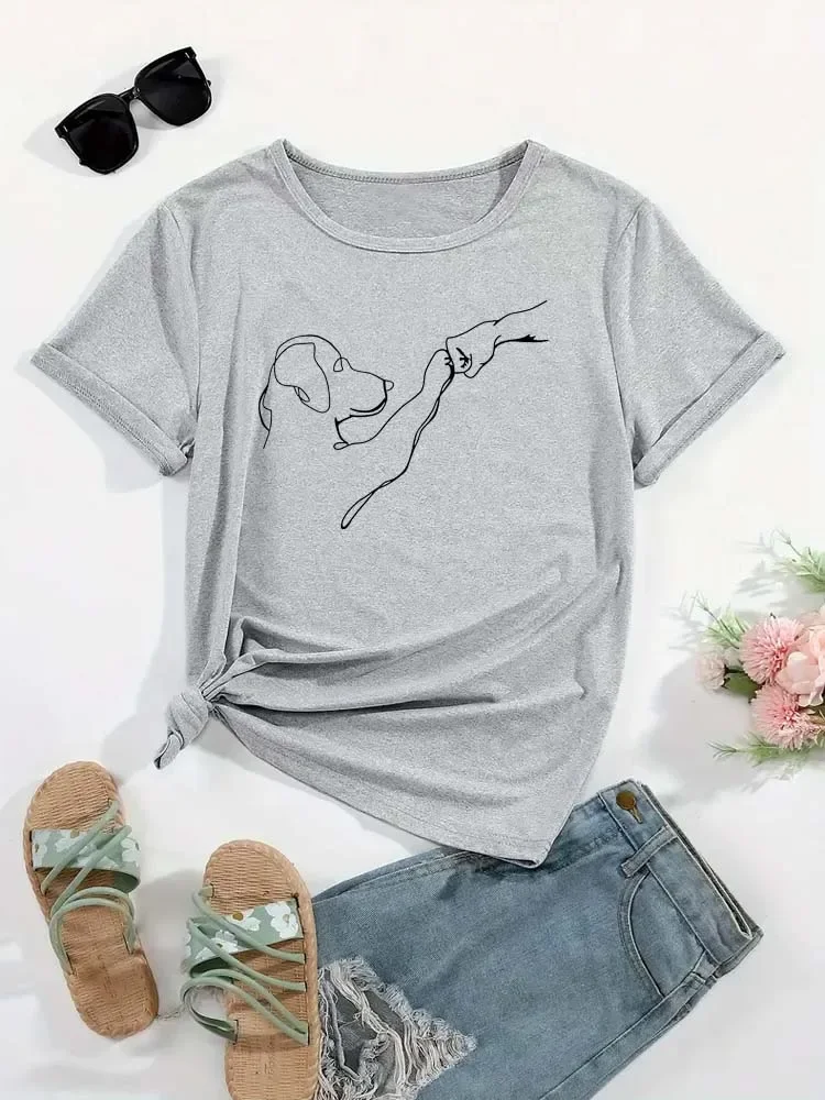 เสื้อยืดขนาดบวกของผู้หญิงเสื้อผ้าแขนสั้นกราฟิกด้านบน หลวมและลําลอง นุ่มสบายระบายอากาศได้ กีฬากลางแจ้ง