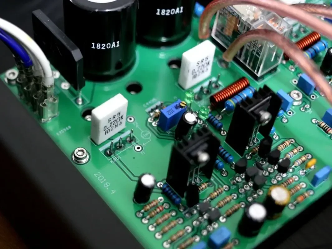 

Dougls Circuit UHC-MOS K851 FET Field Effect Transistor 80W*2 8 Ohms Fever Dual Channel Pure Rear Stage Home Audio Amplifier