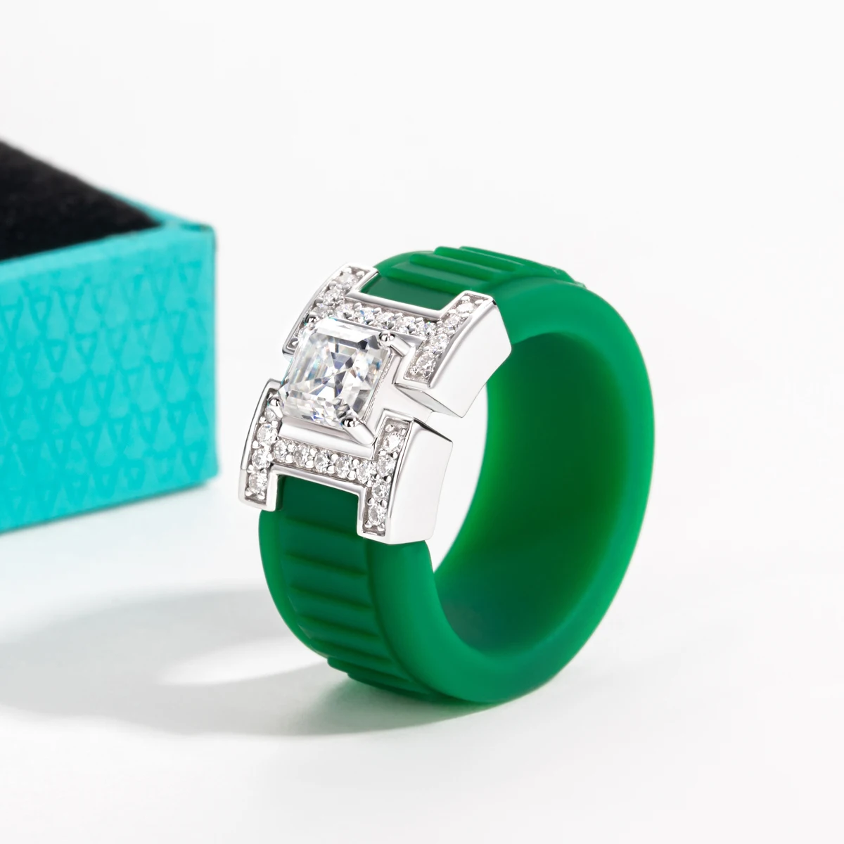 AnuJewel Großhandel 5,5mm Asscher Moissanit Silikonring 925 Sterling Silber Gummi Komfort-Passform Ehering für Damen und Herren – Detail 9