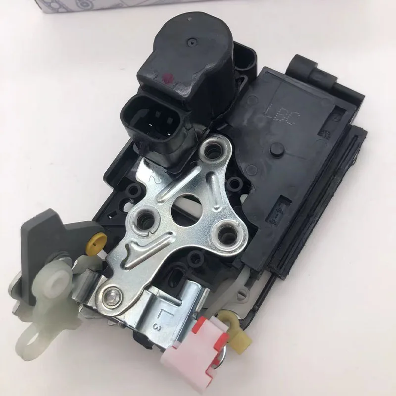 Genuine FRONT DOOR LATCH-LH 7121008032 FOR SSANGYONG REXTON +REKES,B/ALARM 01~2017 OEM 7121008032