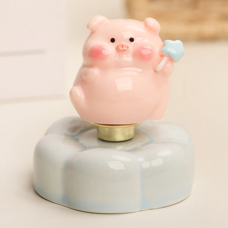 1 piece Rotating Little Pig Ceramic Home Decorative Desk Ornament Jingdezhen Creativity and Cute small pig For child Gift