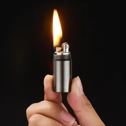 Mini Keychain Portable Lighter Outdoor Ignition Tool Grinding Wheel Open Flame Kerosene Lighter Cigarette Accessories