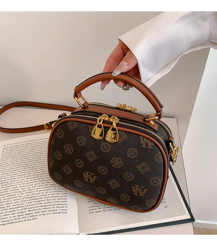 

2025 SS Premium Vintage-Inspired Tote Bag, Multi-Way Convertible Top Handle & Shoulder Purse for Women, Architectural Day