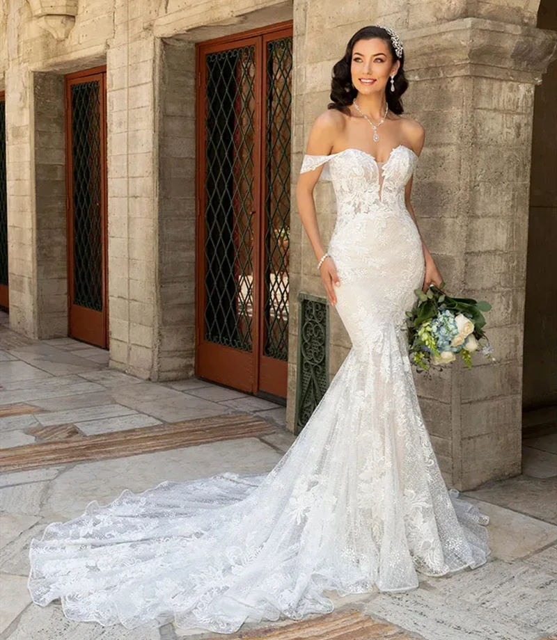 

Boho Lace Mermaid Wedding Dresses Off The Shoulder Ivory Appliques Gorgeous Bridal Gowns Open Back Long Train Beach Vestido De