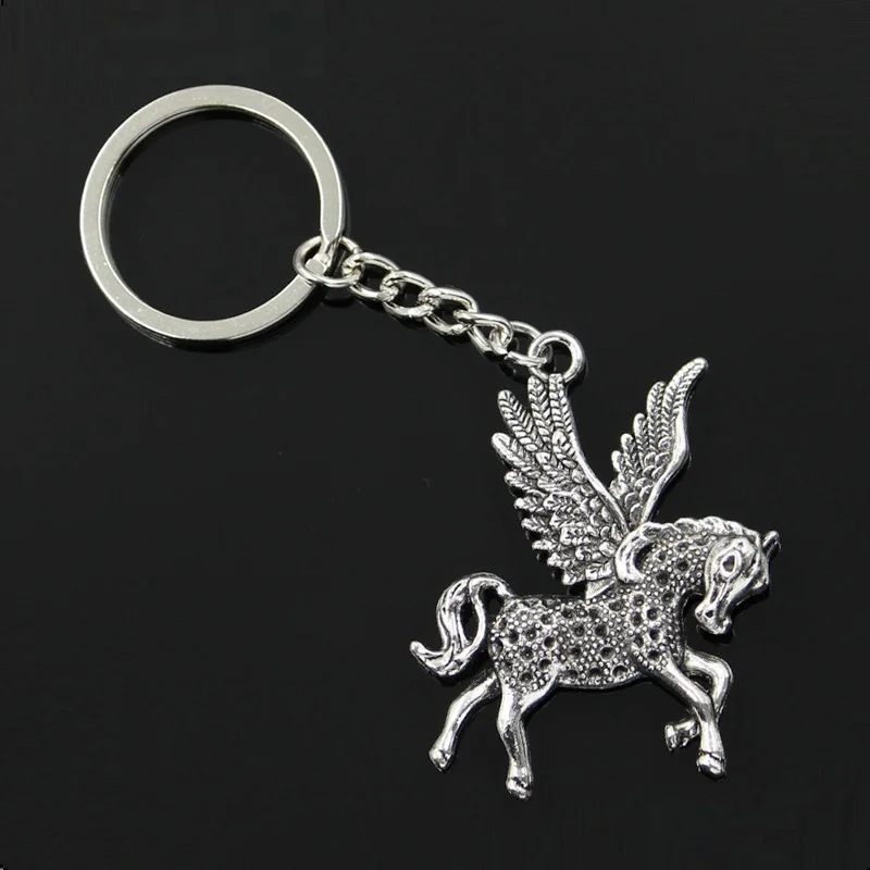Nowa moda męska 30mm brelok do kluczyków samochodowych DIY metalowa uchwyt do łańcuszka Vintage z latającym koniem jednorożec 52x42mm srebrny kolorowy wisiorek prezent