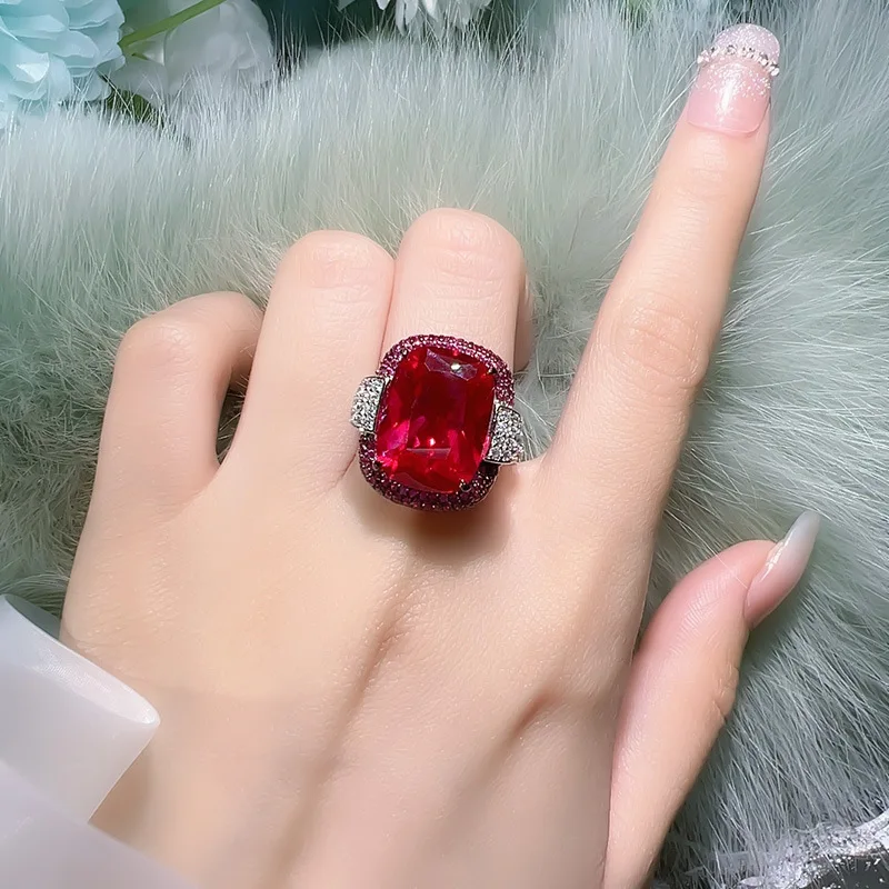 Foydjew Luxury Exquisite Gothic Style Jewelry Black Plated Rings Inlaid Rose Red Corundum Ring Women's European American Trend