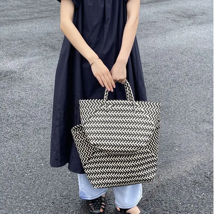 Large Capacity Beach Shopping Bags Woven Shoulder Bag Women Handmade Straw Handbags Summer Travel Bag