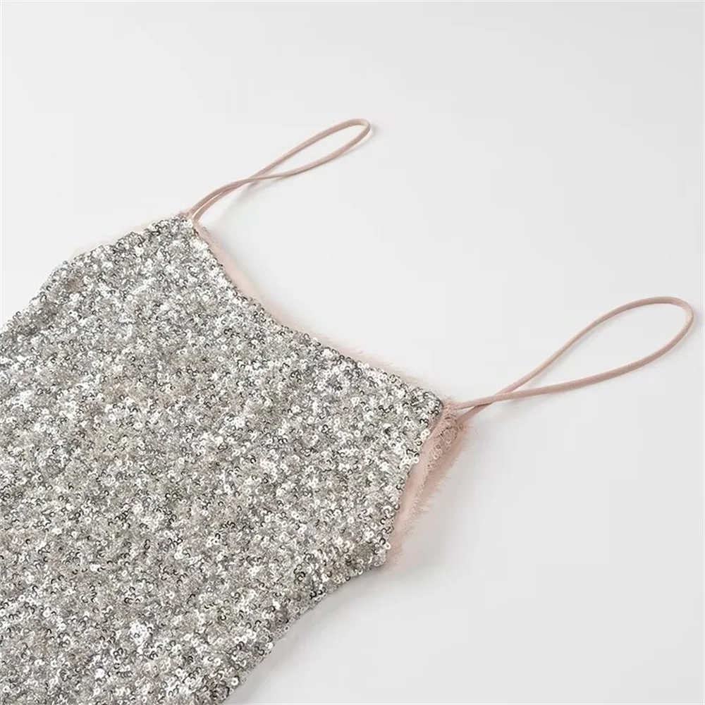 PB&ZA 2024 Spring New Women\'s Fashion and Elegance Versatile sequin embellished suspender dress