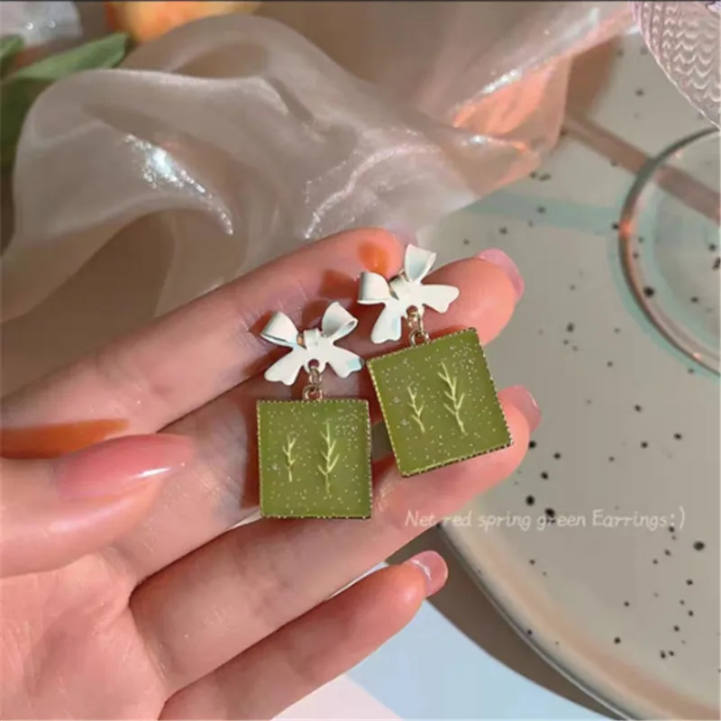 Korean Style Cute Dropping Oil Cartoon Flower Stud Earrings Women Small Fresh Spring Leisure Travel Jewelry