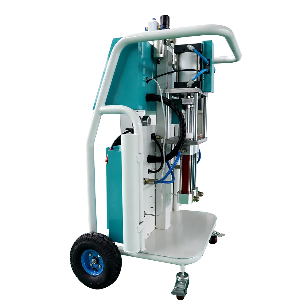 Innovative CNMC-E3 Pneumatic Spray Foam Machine Equipped With 7.5Kw Heater For Energy-Efficient Applications