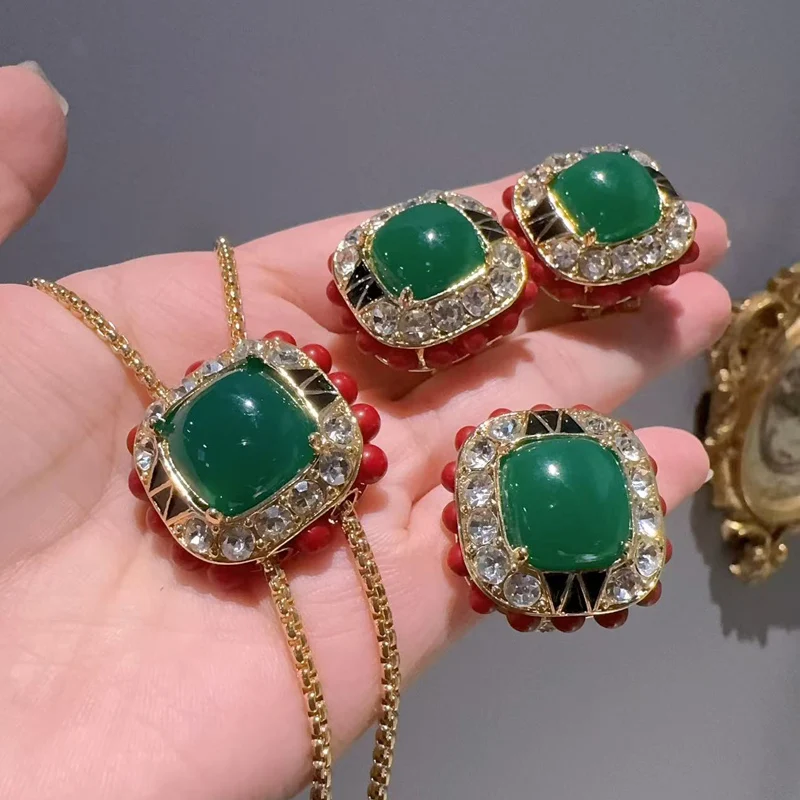Vintage Natural Stone Square Necklace Green Jewelry Sets Luxury Designs Emerlad Antique Gold Color Woman Earrings Rings 2025