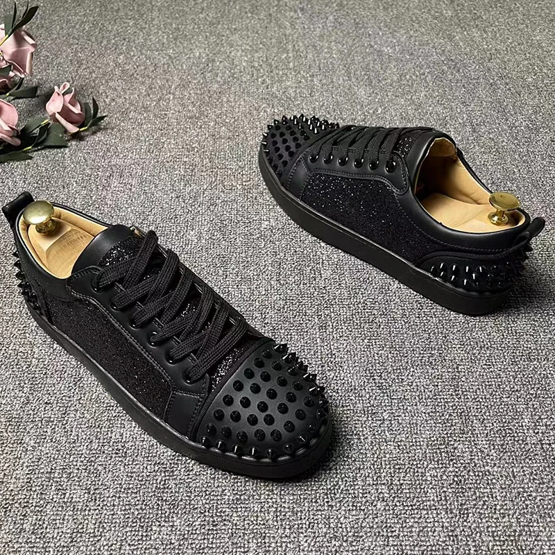 men\'s fashion punk hip hop dress rivets shoes lace up flats shoe black stylish original leather sneakers breathable footwear man