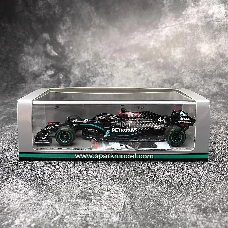 Spark 1/43 Mercedes-Benz F1 Car Model Hamilton 2020 W11 Turkey Station 7 Crown Edition F1 Cars Room Decoration Birthday Gift