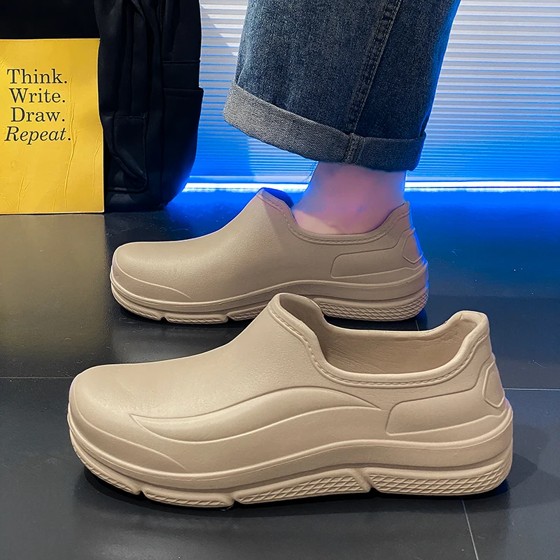 Unisex Einteilige EVA Vollständig Wasserdichte und Ölbeständige Slip-On Kochschuhe, Rutschfeste Dickbesohlte Multifunktionale Arbeitssandalen für Re – Detail 8