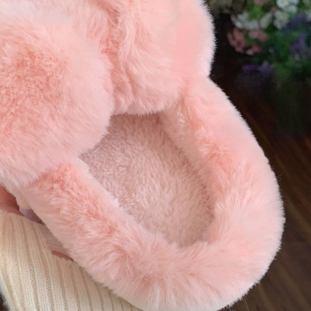 Cute Piggy Winter New Women Slipper Soft Heel Platform Fur Warm Indoor Comfortable Home Fluffy Home Slippers