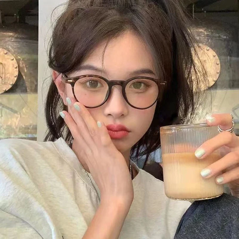 

High Quality Women's Glasses Frames Retro Luxury Computer Eyeglass Frame Women Men Fashion Optical Prescription Eyewear UV400