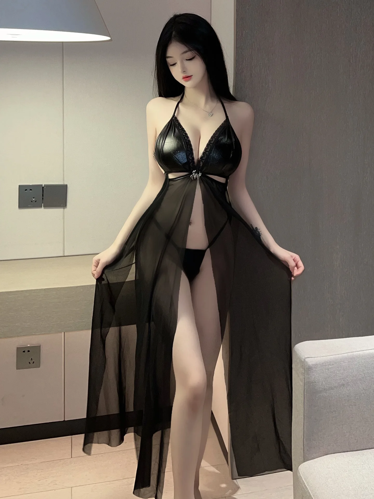 الملابس الداخلية عالية مثير الشق فستان طويل أنيق فضفاض المناسب معلقة الرقبة نمط الدانتيل الأسود العميق الخامس الرقبة نمط الأخت الإمبراطورية AV98