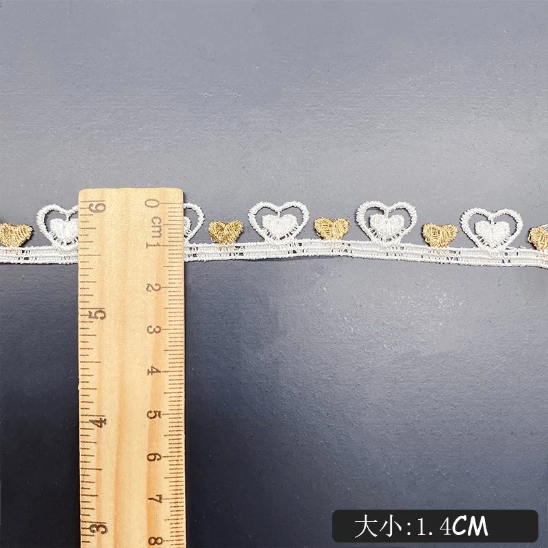 5 Yards Heart-shaped gold thread black lace milk silk heart-patterned single-sided small barcode accessory Gold water-soluble la