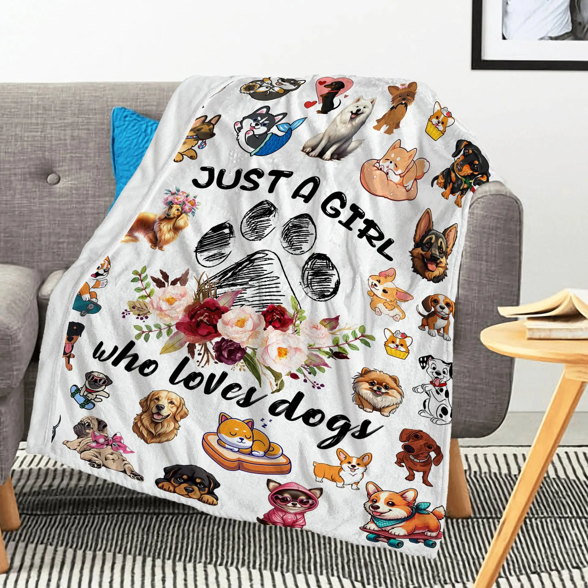 Adorable animal patterns digital-printed polyester Bedroom velvet flannel soft sofa cover blanket Fleece cover blankets for beds
