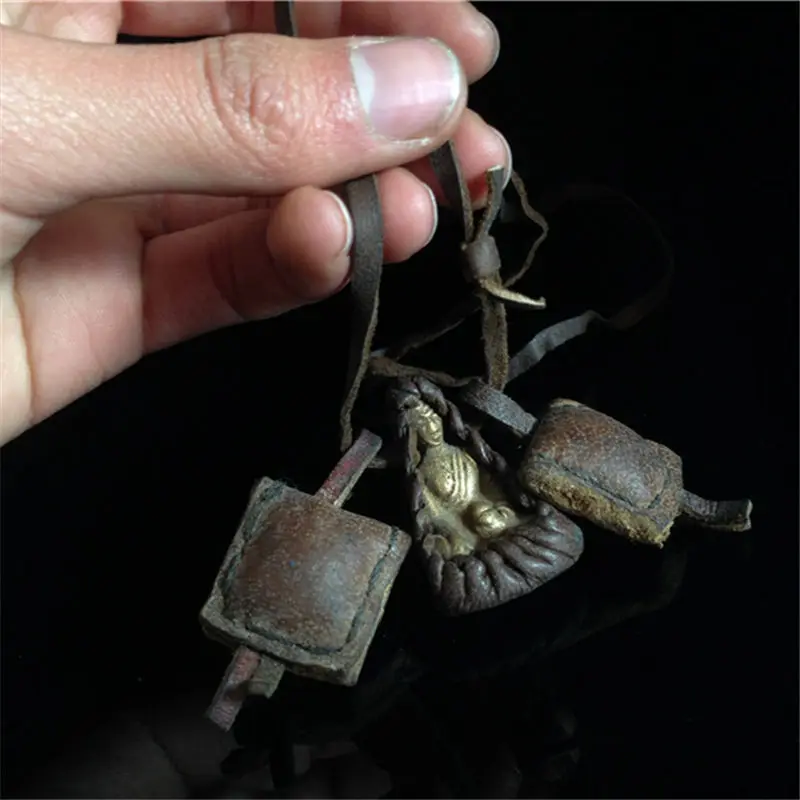 TNL391 Tibetan Medicine BUDDHA Amulet Necklace Small Pocket Buddha with Cow Leather Rope