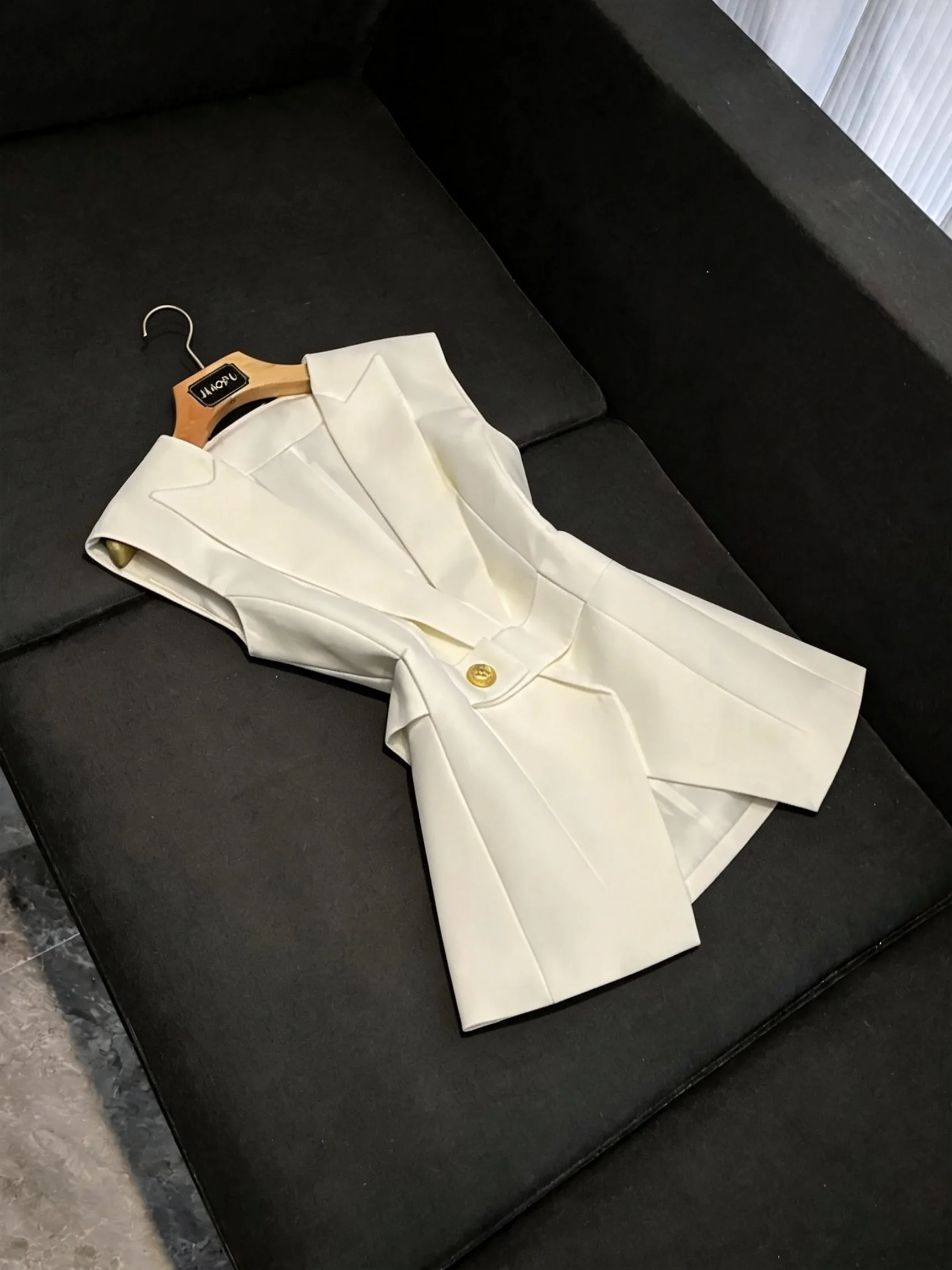 Business Commuter Style Women's Fitted Waist Vest Pure Color One Button Elegant Light Maturity Suit Jacket Waistcoat