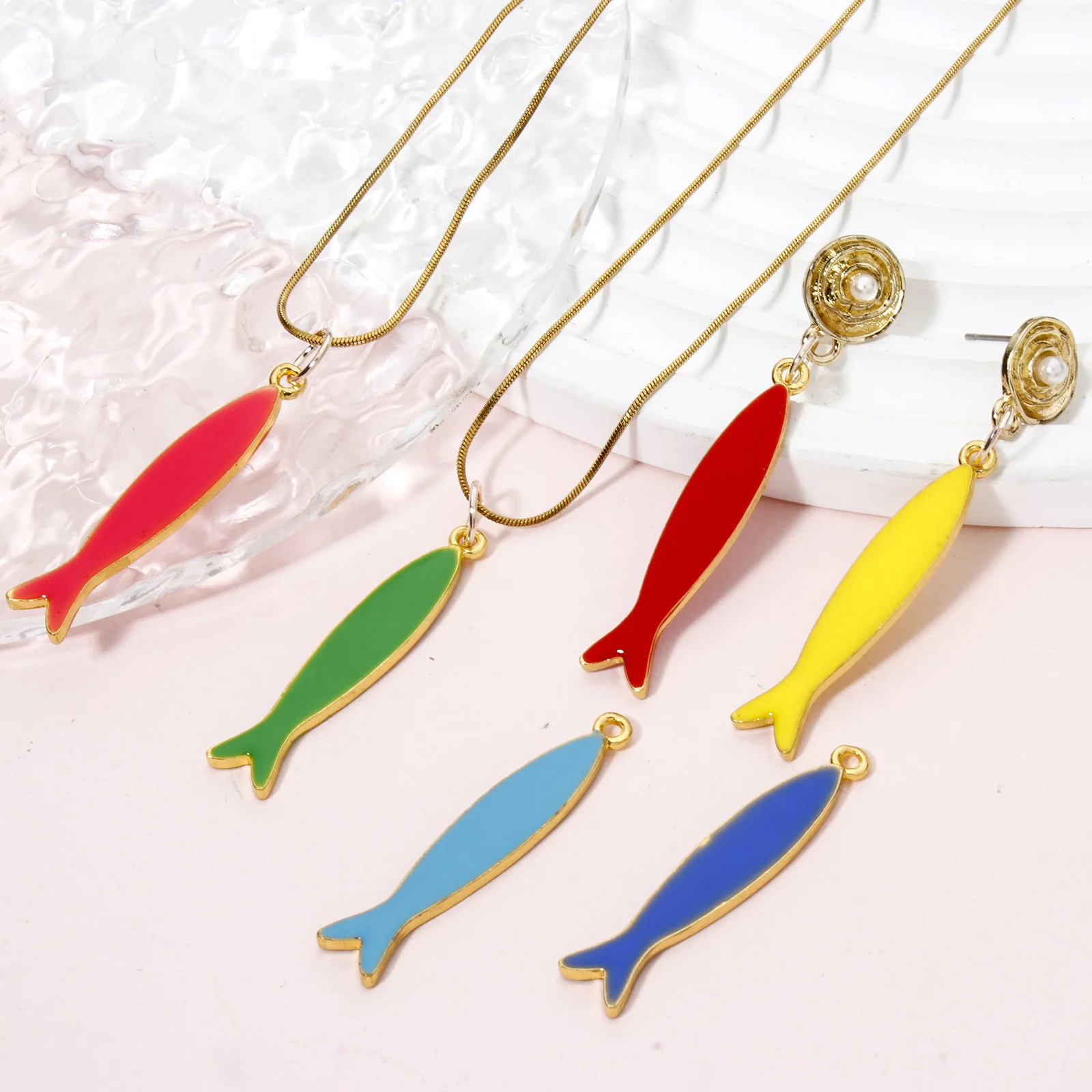 5 Piece Zinc Based Alloy Fish Enamelled Sequins Pendants Gold Color Metal Charms For DIY Jewelry Making 3.8cmx0.8cm