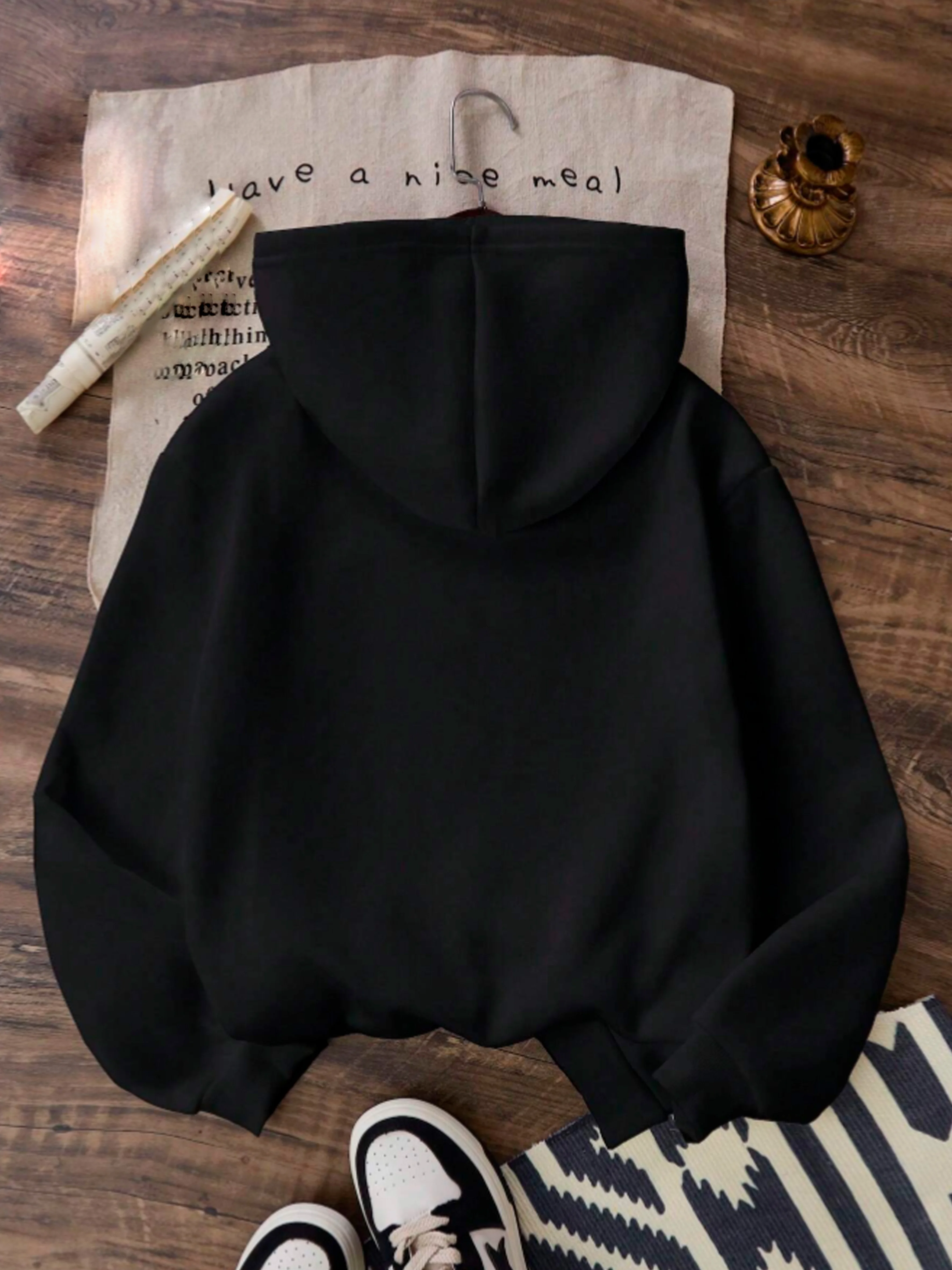 MY BED Exquisite Pattern, Rotten People, Kangaroo Pockets, Casual Pullover Hooded Drawstring Long-sleeved Hoodie, Fashionable Matching, Comfortable and Soft Fabric, Suitable for Spring, Autumn and Winter, Directional Style