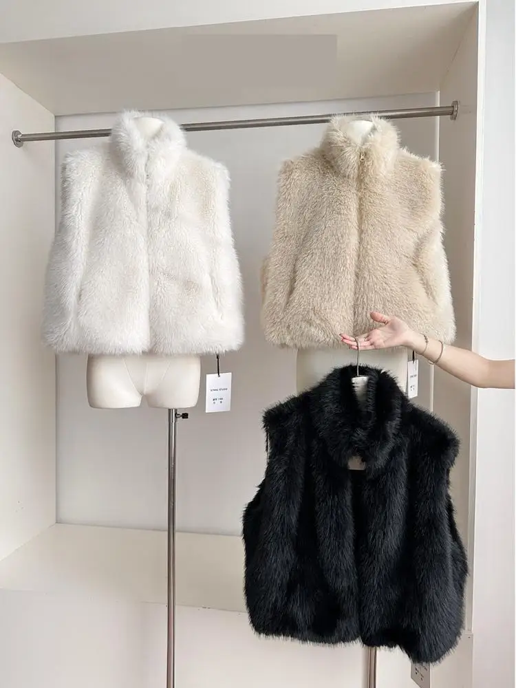 

Women's Autumn Winter Stand Collar Faux Fur Loose Vest Outwear Lady Streetwear Fluffy Solid Color Vest Outwear