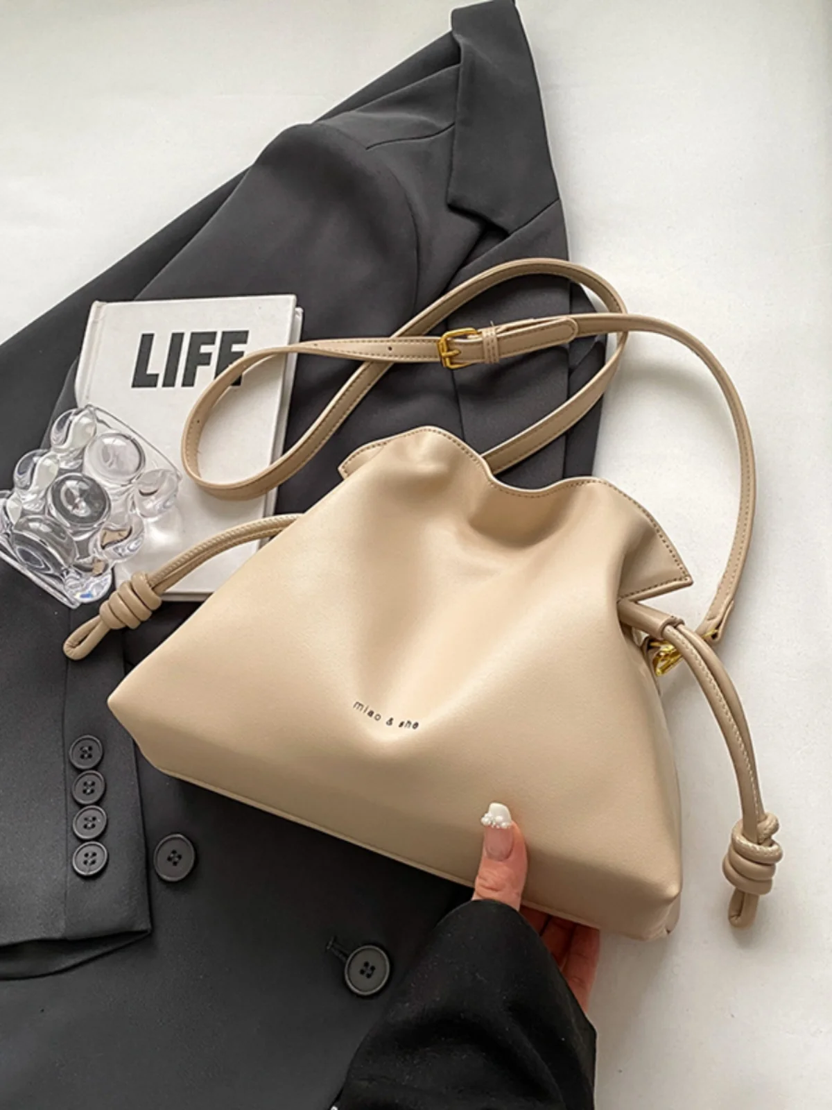 

Модная женская сумка-ведро, универсальная сумка через плечо, новый дизайн, маленький размер, мягкая искусственная кожа, корейская повседневная сумка