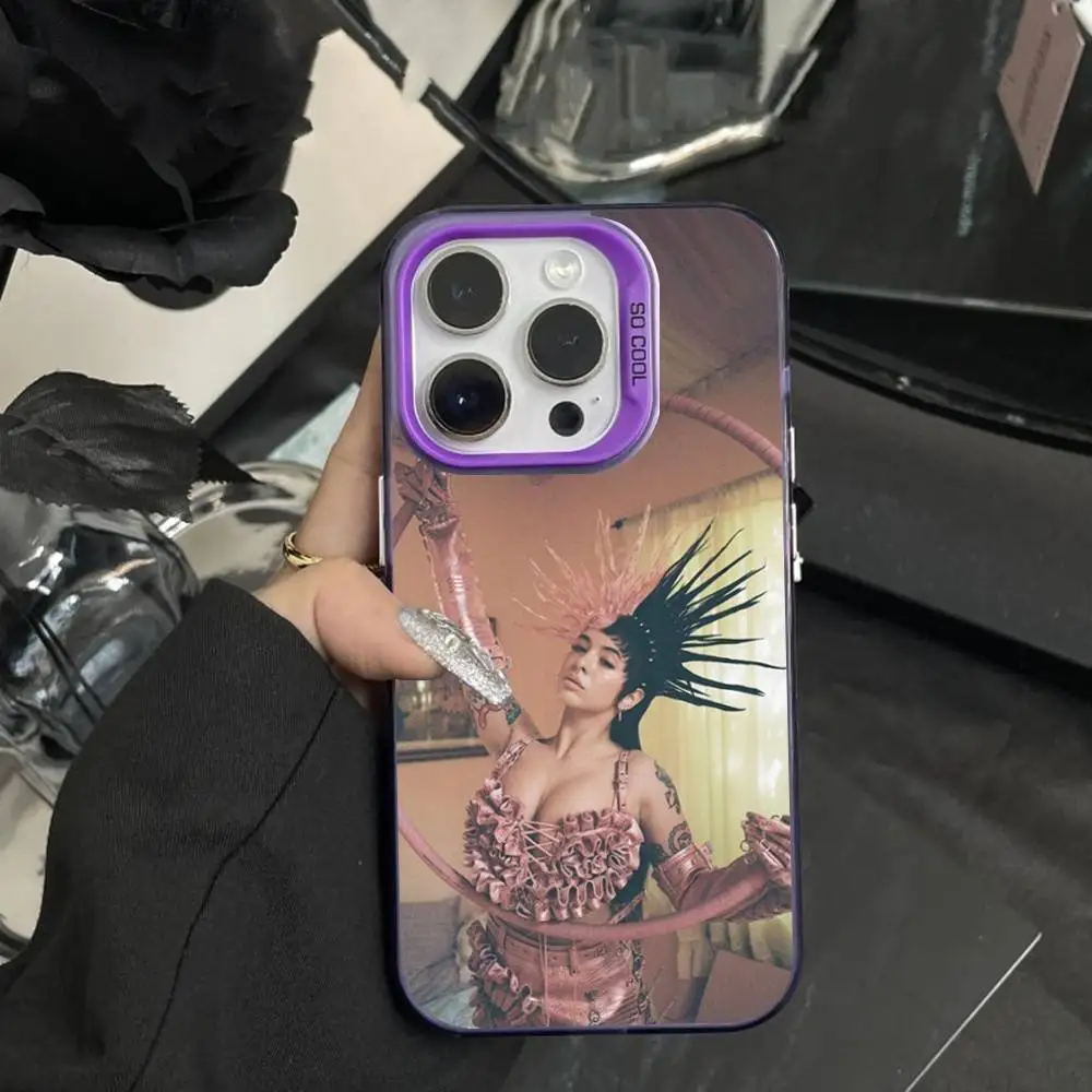 حافظة هاتف لطيفة M-Melanie M-Martinez لهاتف iPhone 16,15,14,17,13,12,11,XS,Mini,Pro,SE,MAX غطاء سيليكون أرجواني غير لامع