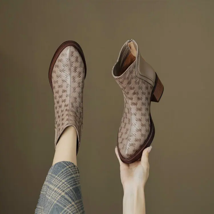 

Женские короткие сапоги весной-осенью зимы 2025 года с добавлением бархата и кожаные сапоги на молнии.