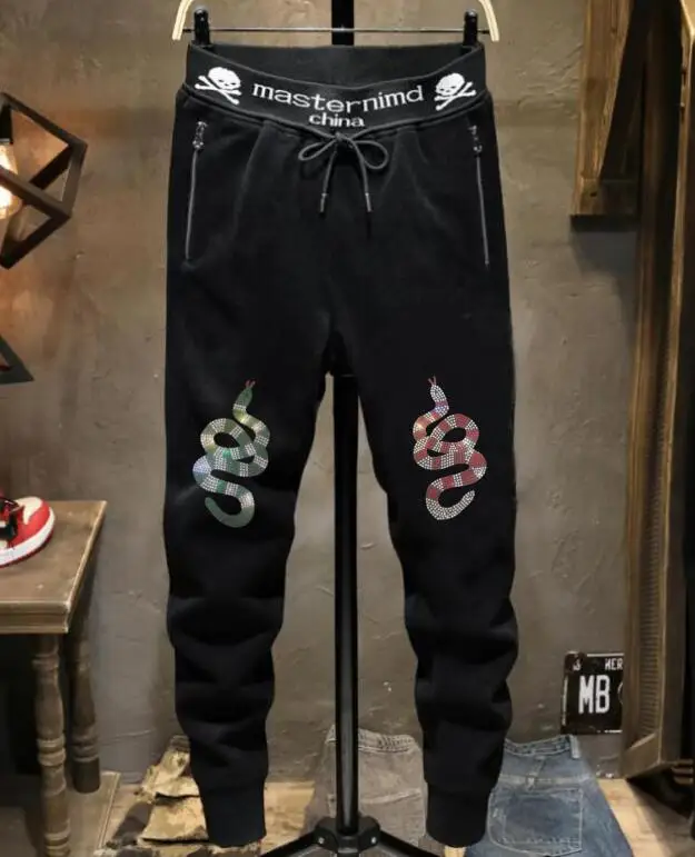 Rhinestones Skull pants Anime Graphic design Men Fashion Streetwear pant Slim hot sale trousers