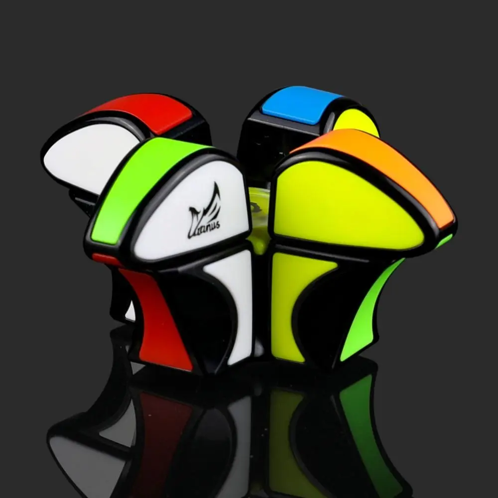 

Plastic Speedcube Fingertip Gyro Magic Blocks Changeable Spinner Magic Cube Early Education Match Puzzle Speed Cube Toy