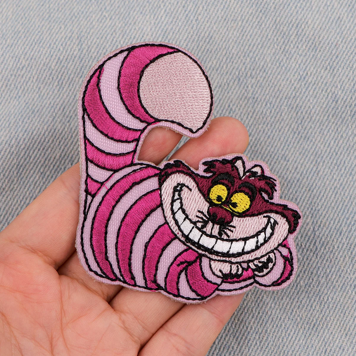 Kawaii Cheshire Cat DIY Embroidered Iron On Patches Badges Patchwork Sewing Applique Jacket Backpack Badges