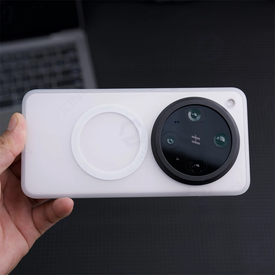 Thumbnail 3 - #4 Compare Oppo Find X7 Cases Before You Buy