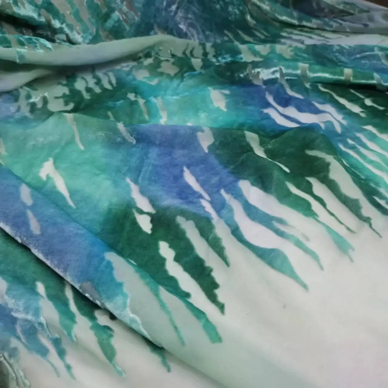 Ombre Burn-Out Velvet Tissue Fabric Gown Dress Flocked Rayon Qualified Shirt Material