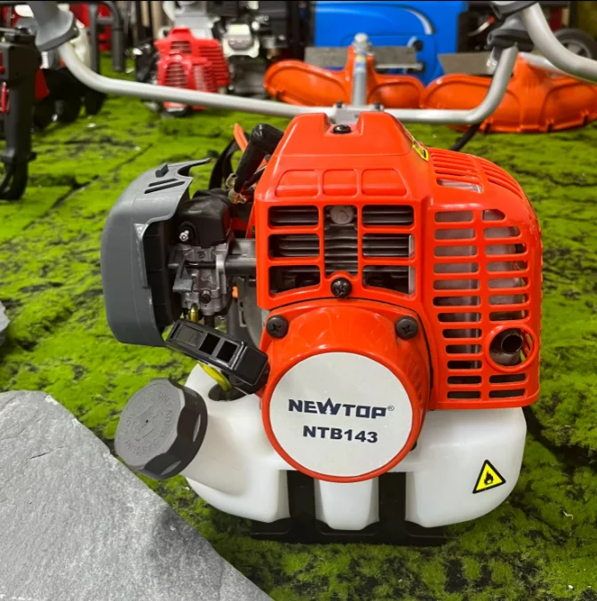 

Бензиновый кусторез-триммер Hus143 мощностью 1.5 кВт для квадроциклов и мотовездеходов, профессиональный, для больших площадей