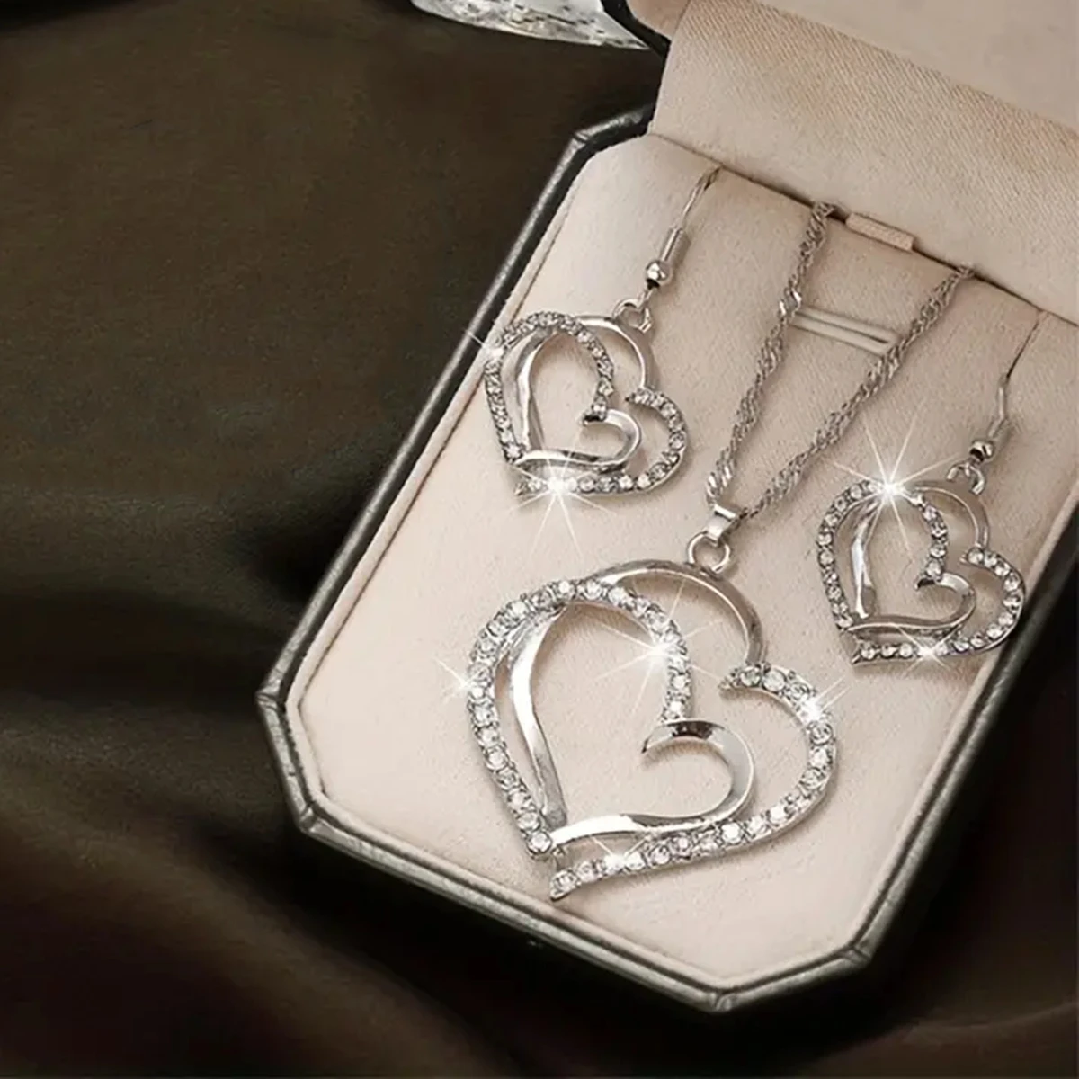 3Pcs Double Hollow Love Heart Jewelry Set With Pendant Necklace & Drop Earrings Inlaid Shiny Zircon Vintage Style Jewelry Set