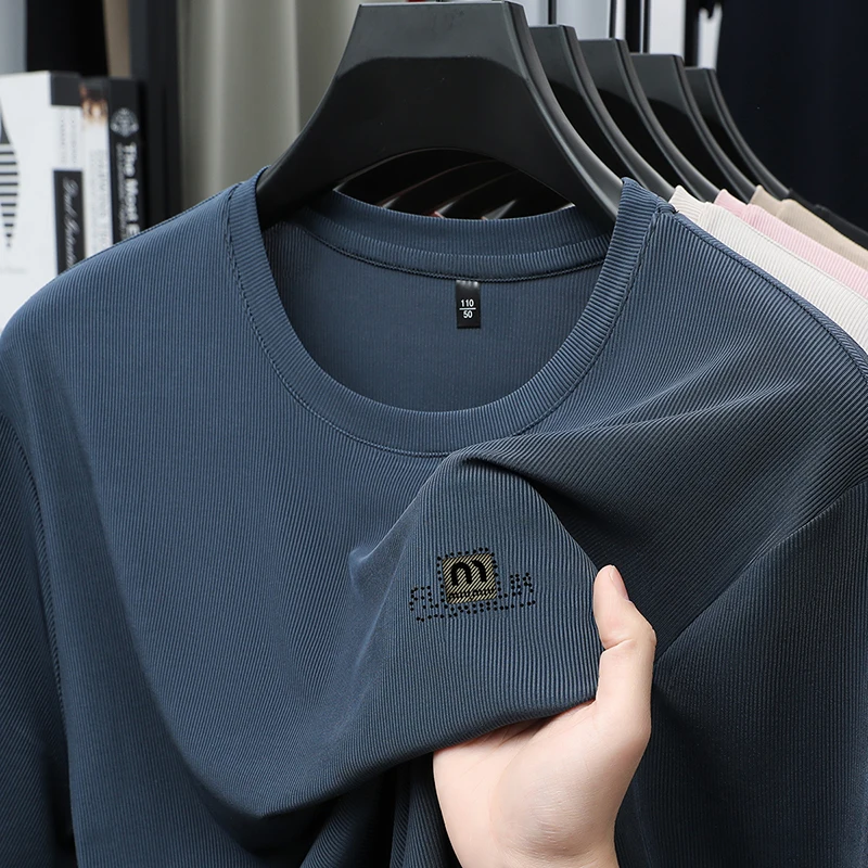 تي شيرت رجالي عالي الجودة بأكمام طويلة لربيع وخريف 2025 سويت شيرت جديد برقبة دائرية، بلوزة فضفاضة في منتصف العمر