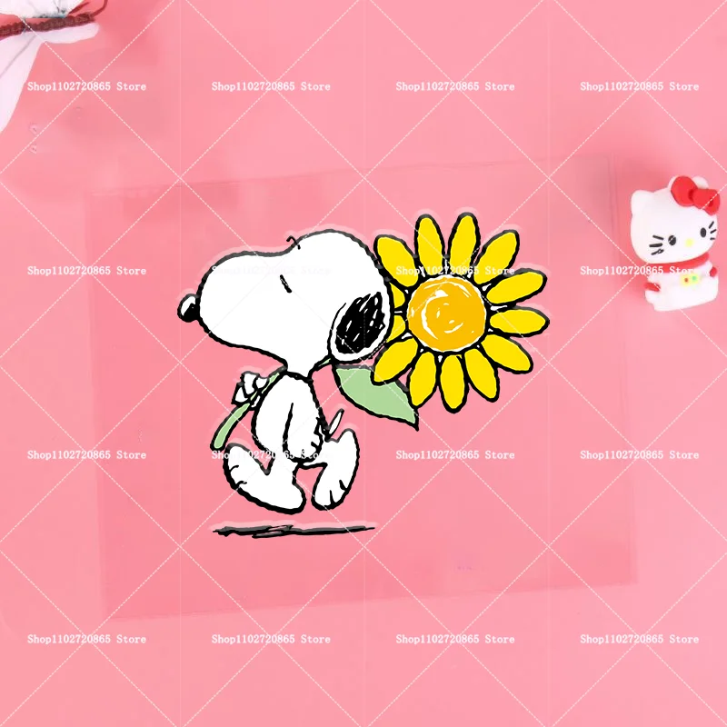 Snoopys Kristall-Transferaufkleber Transparente Kleine UV-DTF-Aufkleber für Lunchboxen, Wasserbecher, Flaschen, Kawaii Anime DIY-Dekoration Geschenk – Detail 3
