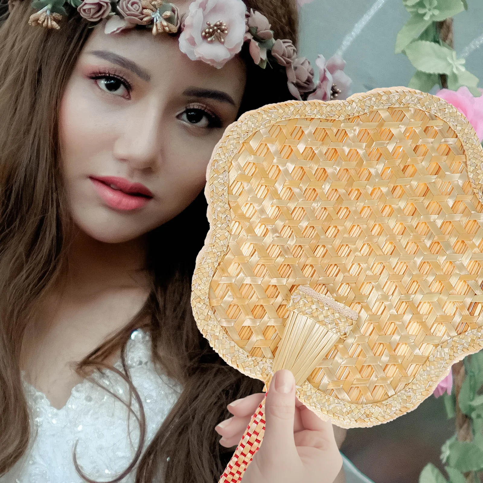 

Handheld Handmade Woven Cooling For Summer Beach Party Wedding Decoration African Style Straw Fan Natural Vintage Lightweight