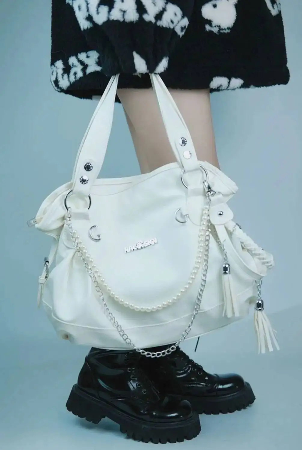Bloom Retro White Large Capacity Tote Bag Women Haruku Pearl Chain Casual Shoulder Bags Female Vintage Y2k Handbag Aesthetic