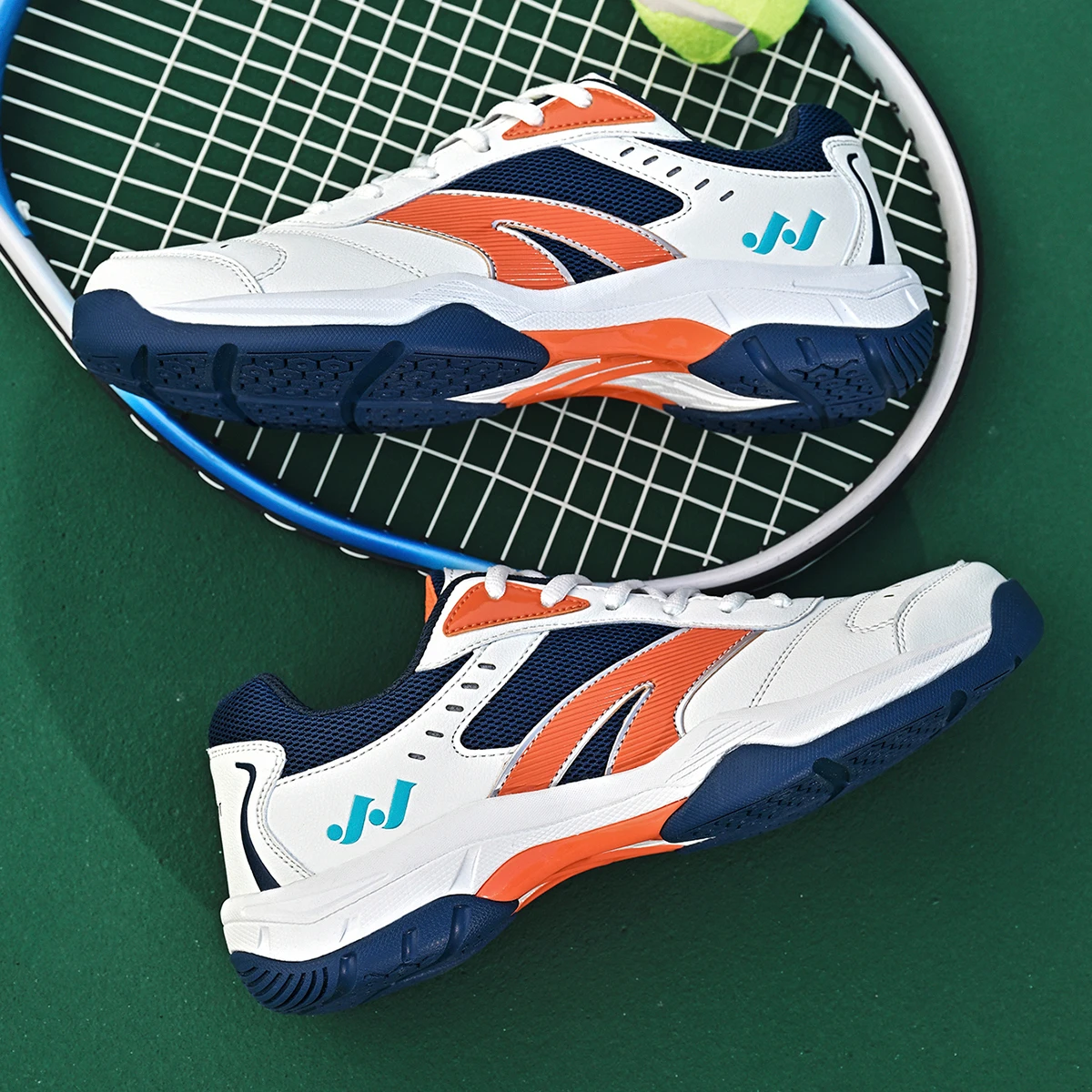 2025 New Sports Shoes Soft Sole Breathable Comfortable Non-Slip Durable Multi-Functional Fashionable Outdoor Running Sports Shoe