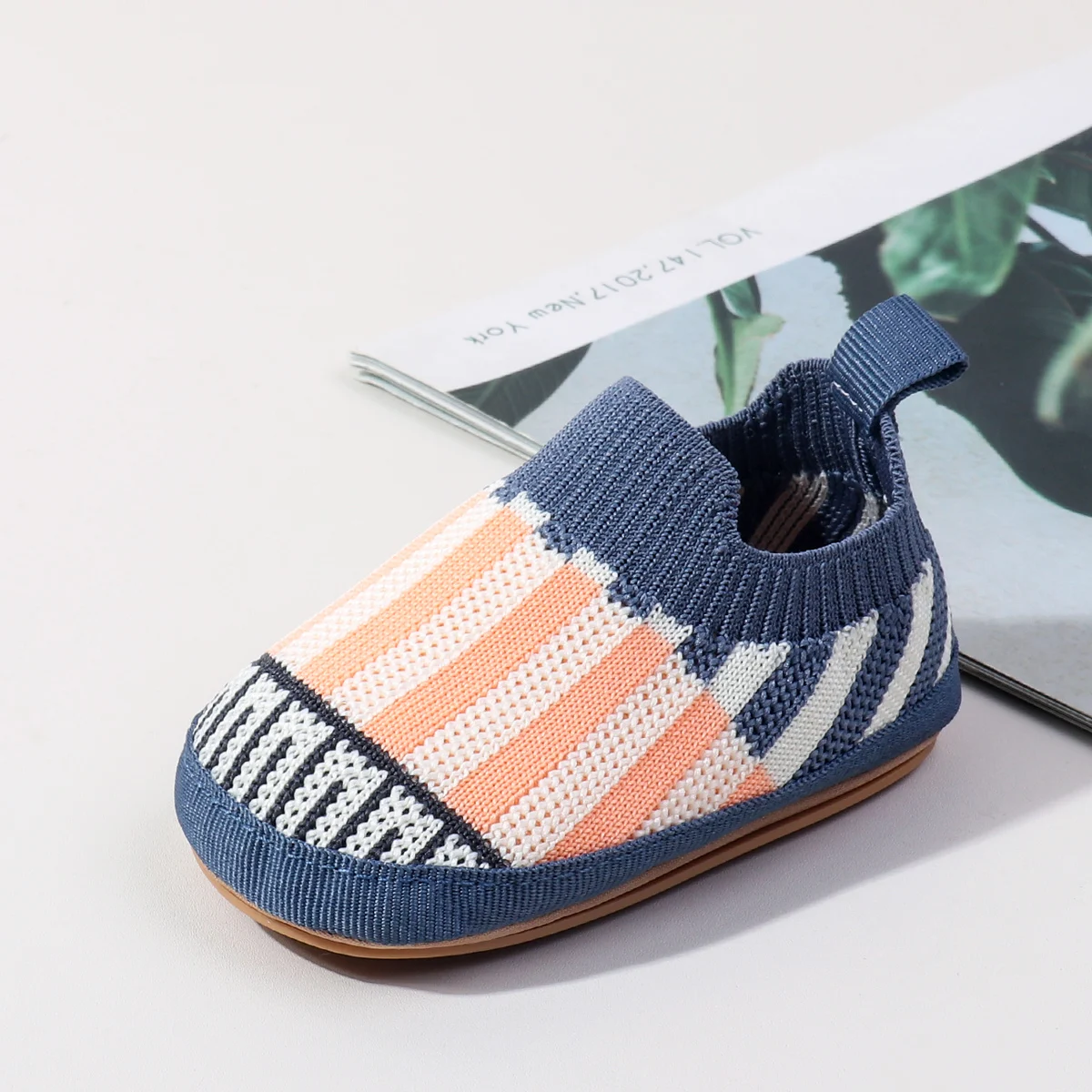 

2025 Spring Popular New Baby Shoes Mesh Knit Breathable Girls Boys Slip-On Casual Sneakers Toddler Non-Skid Prewalker
