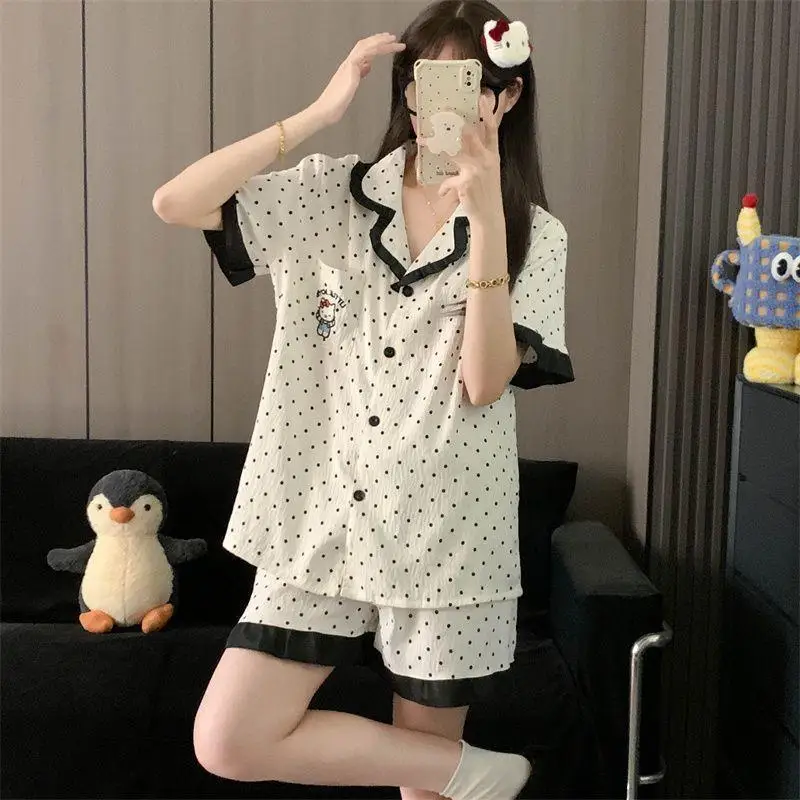 Sanrio Kawaii coton pyjamas ensemble Hello Kitty douce fille été à pois à manches courtes mignon maison vêtements portant des cadeaux à l'extérieur