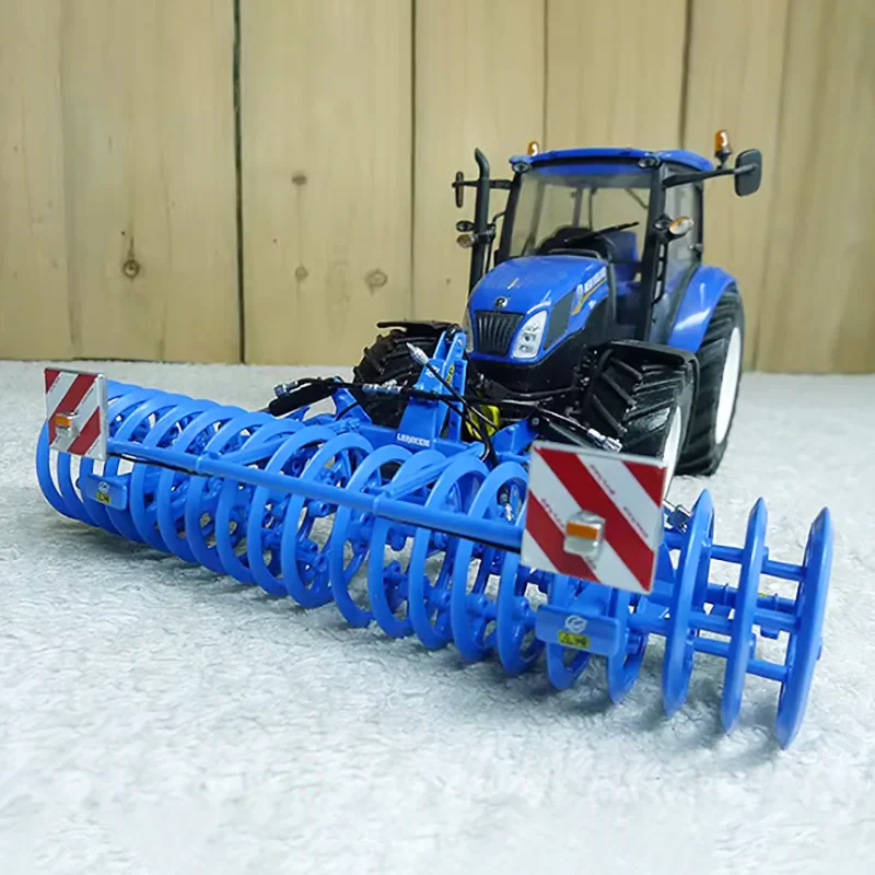 Diecast 1:32 Scale Alloy Lemken Variopack Tractor Parts Model Finished Product Simulation Toy Collection Gift Static Display